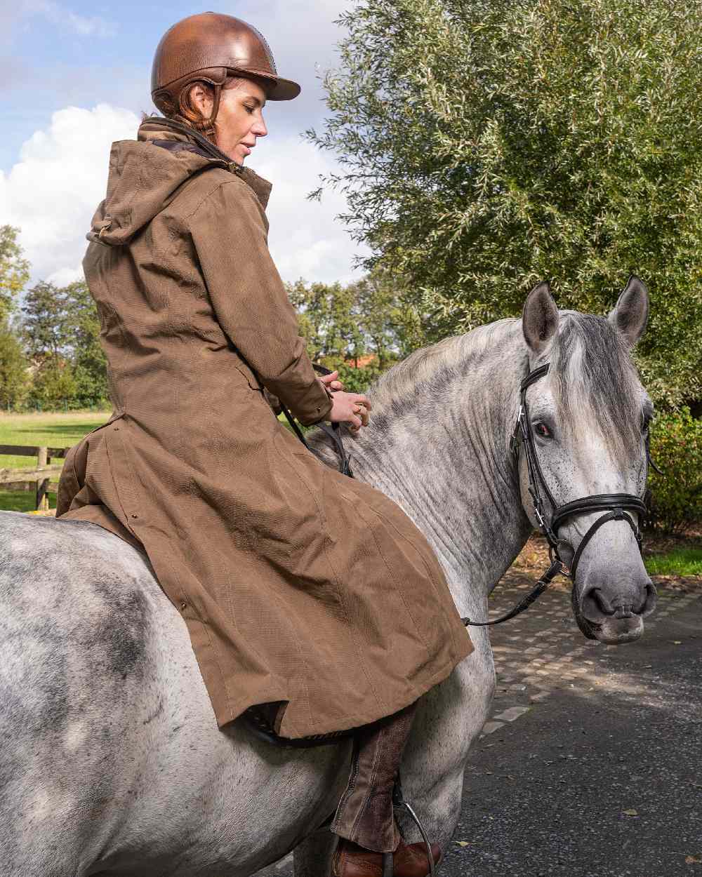 Kensington Ladies Riding and Dog Walking Coat